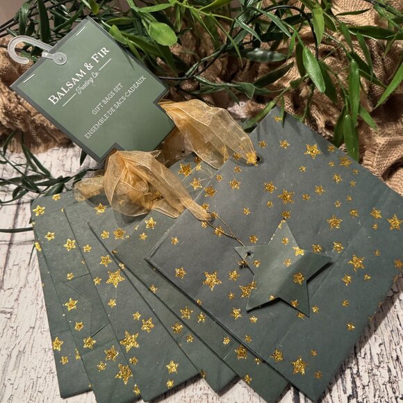NWT Balsam & Fir Holiday Gift Bags Green Gold Holiday - Picture 2 of 3